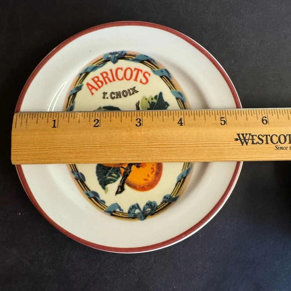 6 Williams Sonoma Harvest Market appetizer plates.Made in Italy.